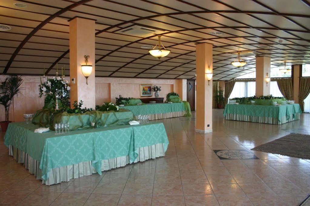 Hotel Primavera Dell'Etna Zafferana Etnea Exterior foto